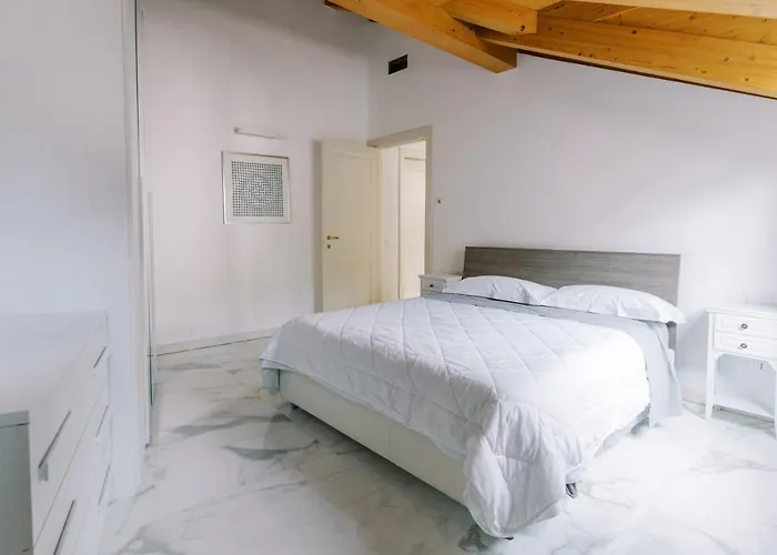 Apartment Casa King 2 *